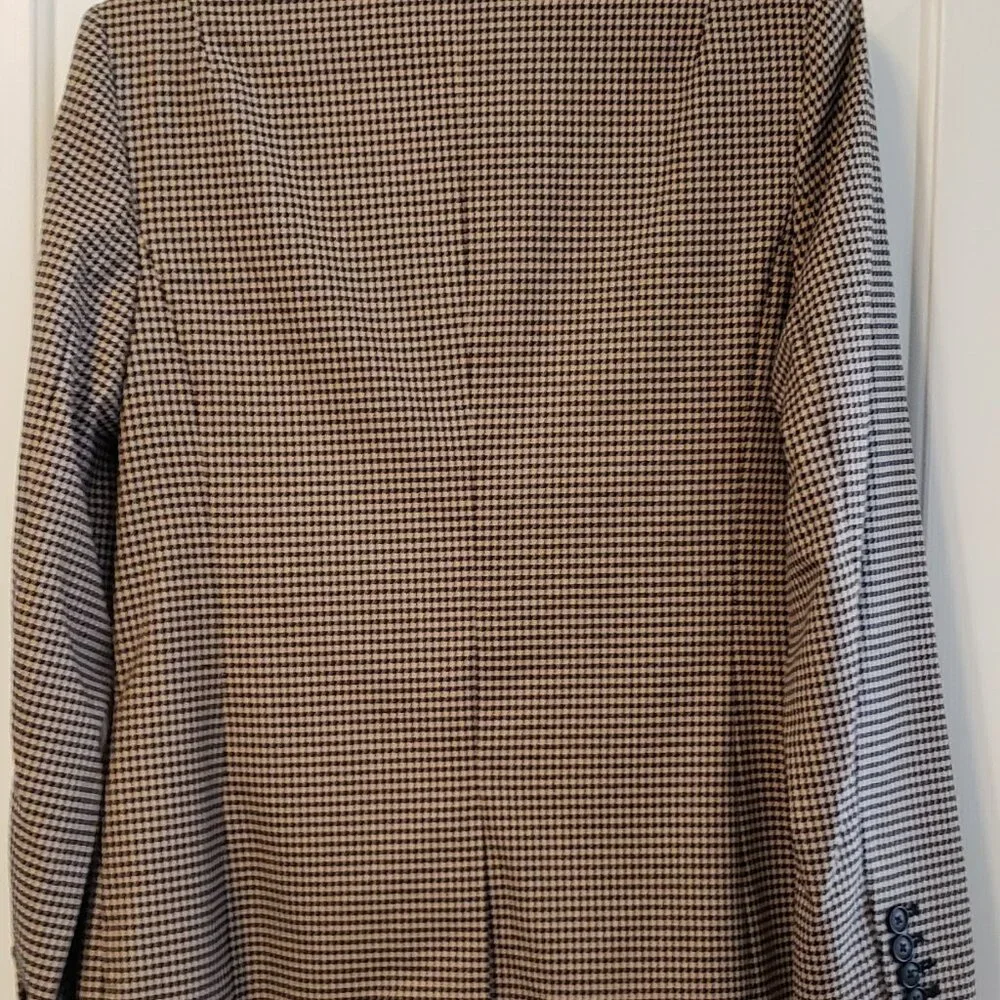 Blazer - Picture 8 of 11